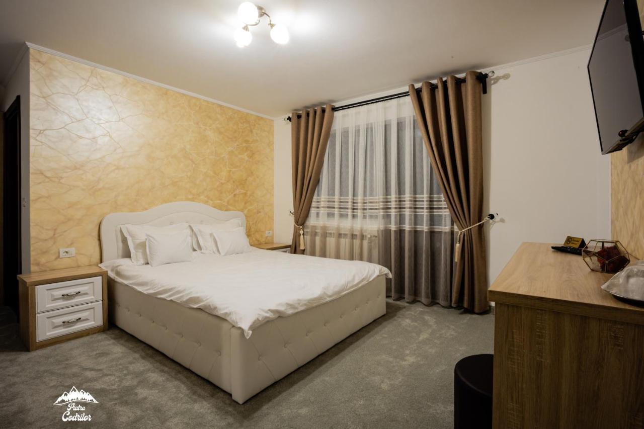 Piatra Codrilor Hotel Dorna-Arini Buitenkant foto