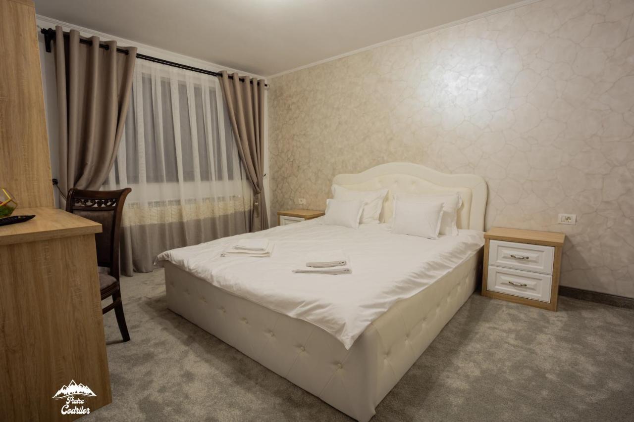 Piatra Codrilor Hotel Dorna-Arini Buitenkant foto